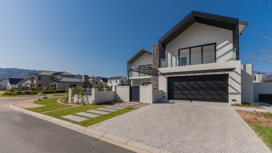 4 Bedroom Property for Sale in Pearl Valley at Val de Vie Western Cape